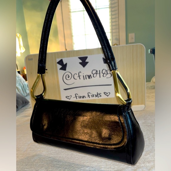 Bueno Handbags - VTG BUENO Leather Shoulder Bag Purse